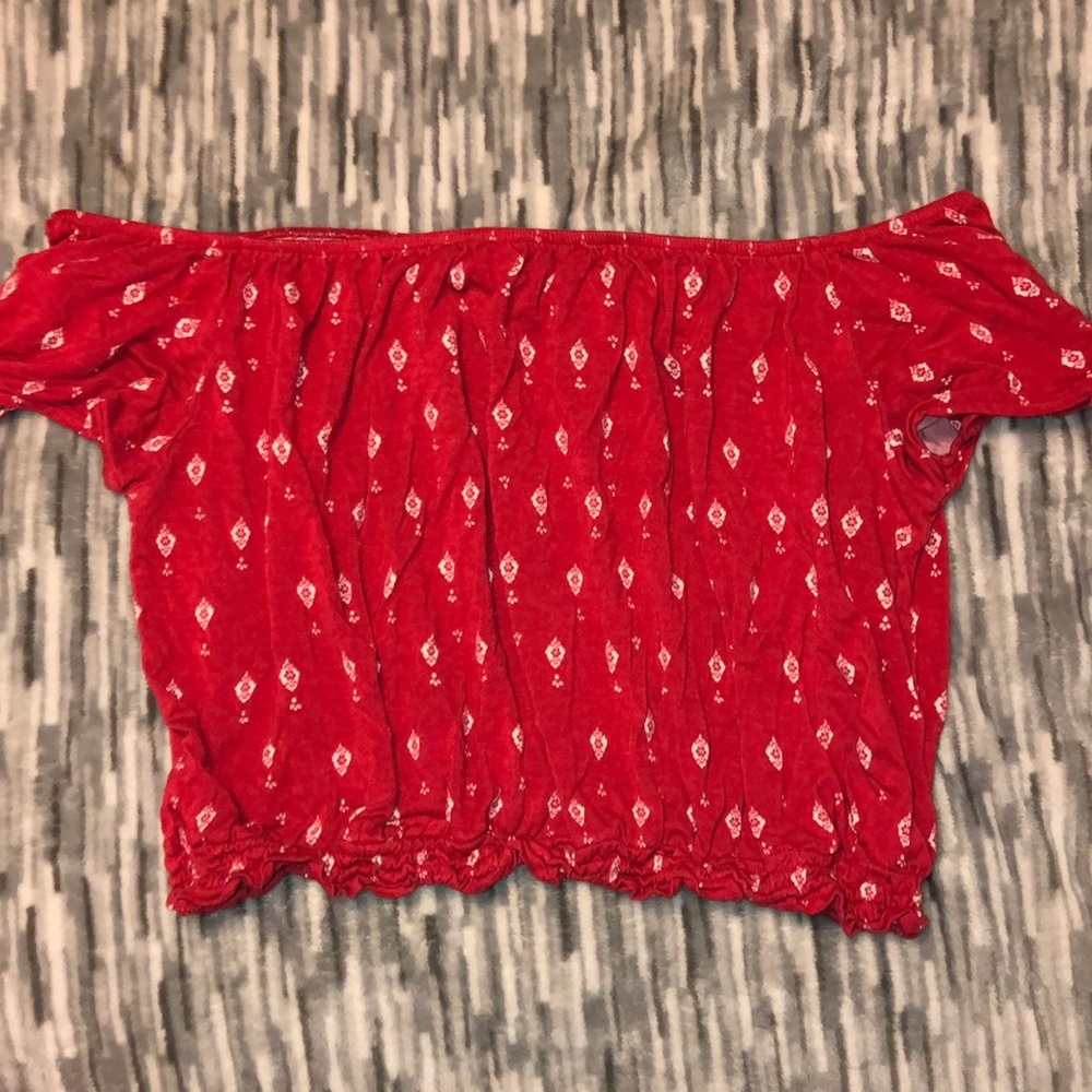 red h&m crop top